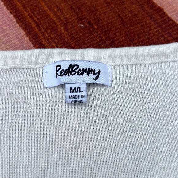 Crop Knit Button Up Blouse - Picture 3 of 5